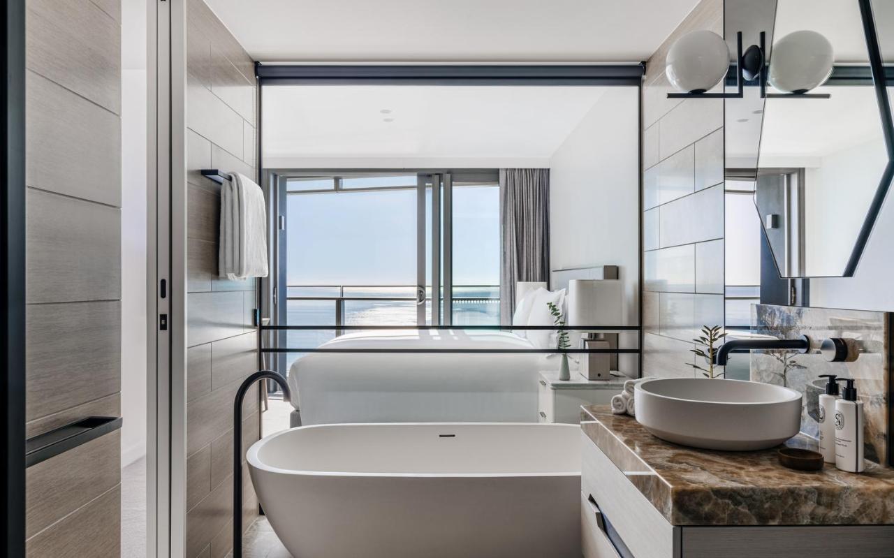 The Langham, Gold Coast And Jewel Residences Buitenkant foto Bathroom
